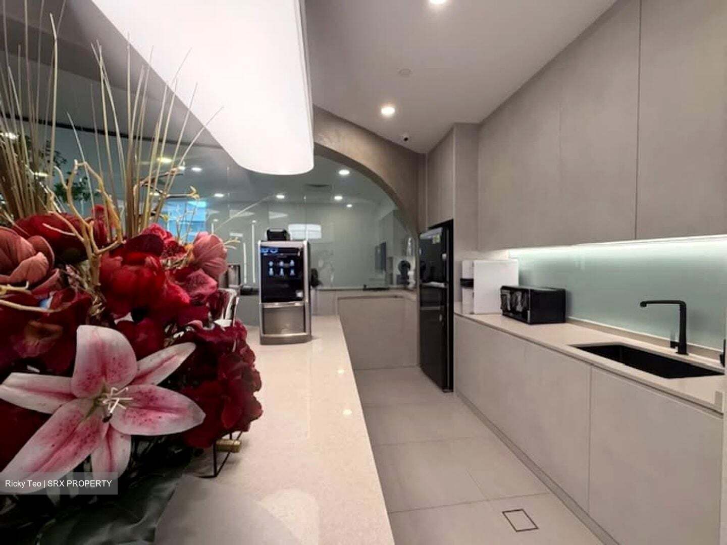 Kallang Way (D13), Factory #546774431